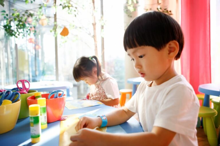 creative-education-kindergarten-art-class-cute-children (1)